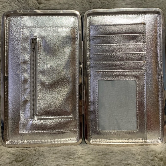 Clutch From Spring - Picture 2 of 2